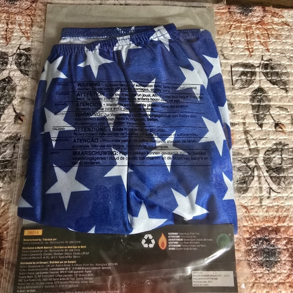 Costume - Picture 4 of 8